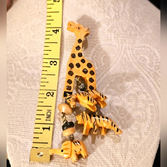 Vtg Handmade Carved Wood African Animal Brooch Pin P1P17 - Picture 9 of 9